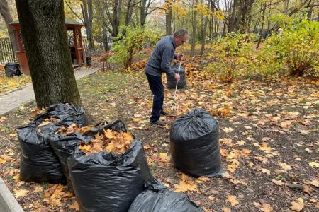 «Вычистим всю грязь из России!». Ленинский субботник коммунистов Подмосковья