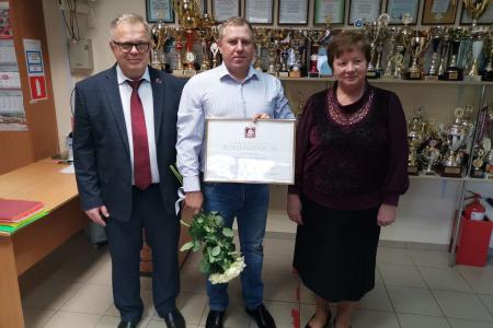 Заместитель Председателя Мособлдумы, руководитель фракции КПРФ Александр Наумов принял участие в открытии мемориальной доски А.А. Ефимова в Дубровицах