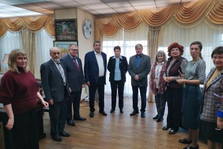 Депутат КПРФ Александр Наумов наградил сотрудников строительной фирмы «Гюнай» в городе Домодедово