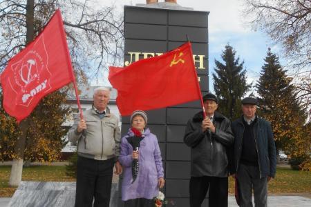 Тамбовские коммунисты почтили память защитников советской власти