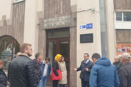 Дорогой становления Ленинского комсомола: в Ростове-на-Дону состоялся кумачовый автопробег