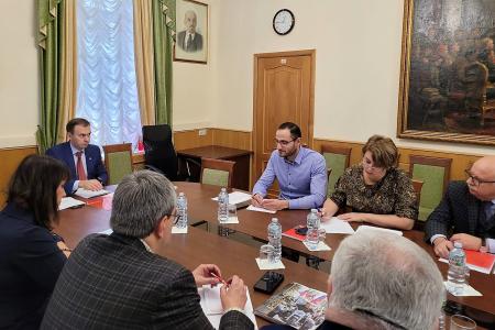 Юрий Афонин: Приветствуем коммунистов Донбасса в наших рядах!