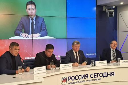 Дмитрий Новиков, Юрий Тавровский и Сергей Санакоев в дискуссии: «Китайский фактор и украинский кризис. Как "золотой миллиард" воюет с человечеством»