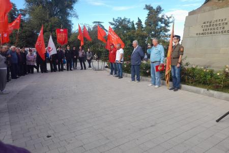 «Не забудем! Не простим!» 4 октября в Севастополе прошел митинг в память о событиях «черного октября»