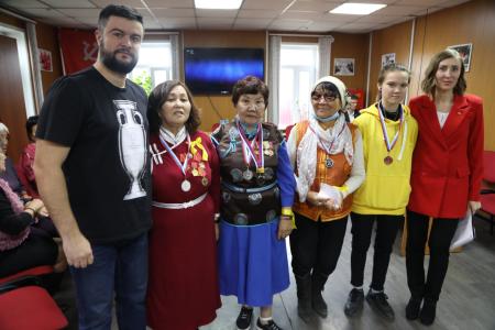 Тувинские коммунисты провели брейн-ринг для ветеранов в Кызыле