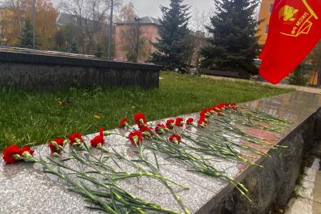 Нижегородские коммунисты отметили 104-ю годовщину Комсомола