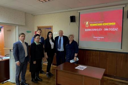 Нижегородские коммунисты отметили 104-ю годовщину Комсомола