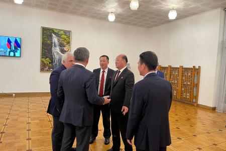 Д.Г. Новиков и К.К. Тайсаев приняли участие в мероприятии по случаю 74-й годовщины установления дипломатических отношений между СССР и КНДР