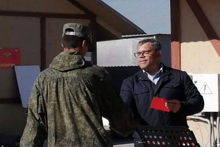 Севастопольские коммунисты организовали концерт для военных
