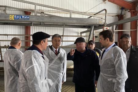 Республика Башкортостан. Александр Ющенко и Юнир Кутлугужин с рабочим визитом посетили Дюртюлинский район
