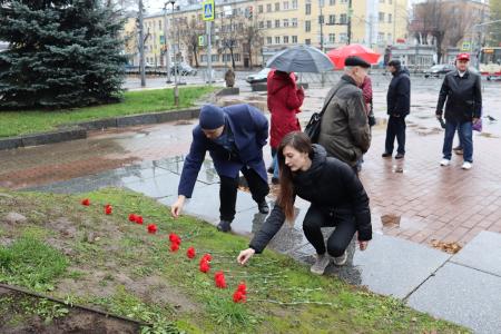 Ярославские коммунисты и комсомольцы отметили 104-ю годовщину основания Ленинского Комсомола