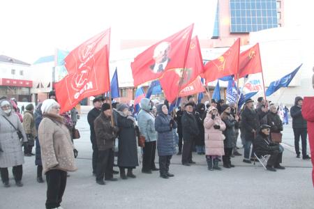 Республика Якутия. Активисты КПРФ приняли участие в митинге-концерте «За Победу!» в городе Якутске