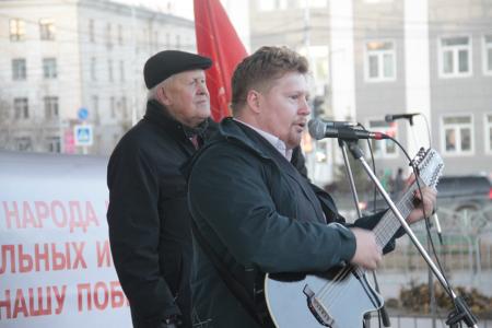 Республика Якутия. Активисты КПРФ приняли участие в митинге-концерте «За Победу!» в городе Якутске