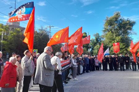 «Не забудем! Не простим!» 4 октября в Севастополе прошел митинг в память о событиях «черного октября»