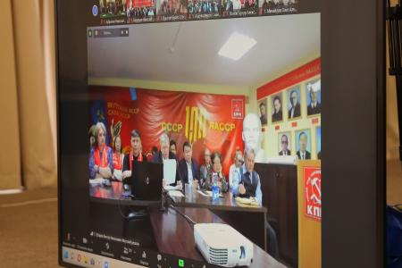 Г.А. Зюганов: Максимально сплотить общество для решения насущных проблем!