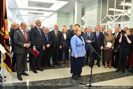 Г.А. Зюганов выступил на открытии выставки в Госдуме, посвященной 75-летию Федерального медико-биологического агентства