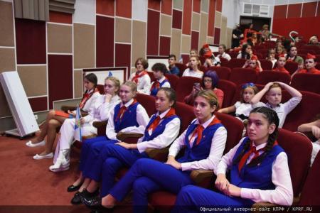«Земля талантов». Завершился финальный гала-концерт Всероссийского конкурса детского и юношеского творчества