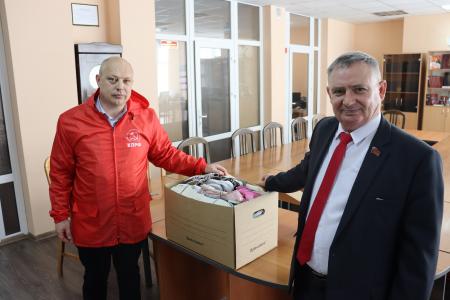 Сталинградские коммунисты передали очередную гумпомощь беженцам из Донецкой и Луганской республик