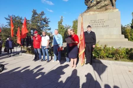 «Не забудем! Не простим!» 4 октября в Севастополе прошел митинг в память о событиях «черного октября»