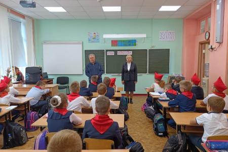 Рязанская область. Активисты КПРФ провели урок мужества для пионеров