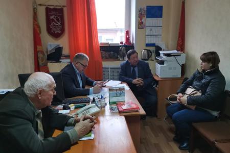 Московская область. Руководитель фракции КПРФ Александр Наумов провёл приём граждан в Кашире