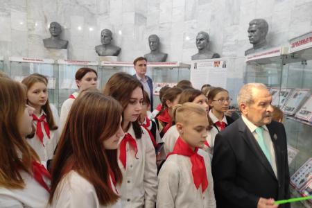 В Орле открылась выставка, посвященная 100-летию Всесоюзной пионерской организации
