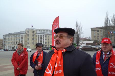 Курская область. Н.Н. Иванов провел митинг в честь 105-й годовщины Великой Октябрьской социалистической революции