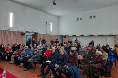 Тамбовская область. Жители села Покрово-Пригородного вышли на народный сход