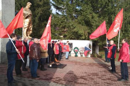 «Шумел сурово Брянский лес». Комсомольцы Брянской области провели 10-ю Вахту памяти