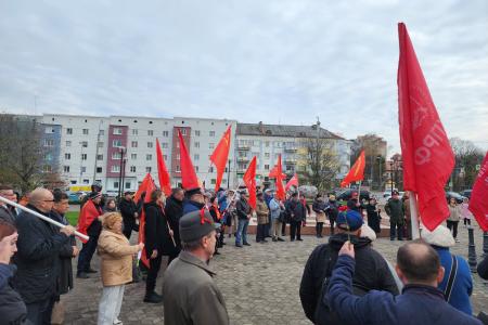 Коммунисты Калининграда: Великой Октябрьской революции 105 лет