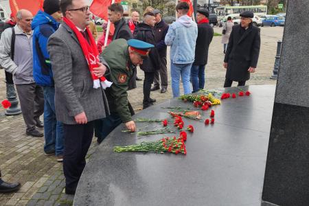 Коммунисты Калининграда: Великой Октябрьской революции 105 лет
