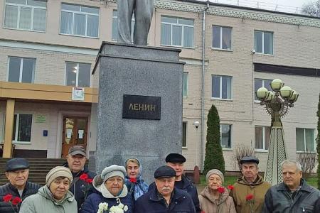 Коммунисты Брянщины отметили 105-ю годовщину Великого Октября
