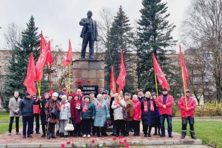 В Ленинградской области отметили 105-ю годовщину Великой Октябрьской социалистической революции