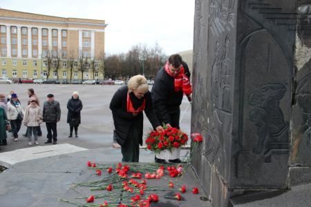 В Новгородской области отметили 105-ю годовщину Великого Октября