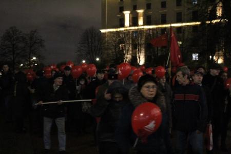 Ленинград. Коммунисты пришли к «Авроре» в день революции