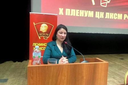 X Пленум ЦК ЛКСМ РФ дал старт VII Съезду Ленинского комсомола