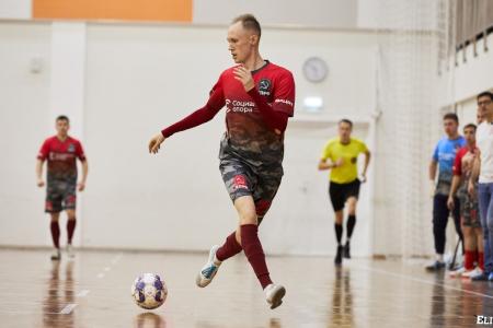 Команда новосибирского отделения КПРФ по мини-футболу стала чемпионом Бизнес-лиги