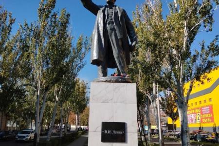 Александр Ющенко о восстановлении памятника Ленину в Мелитополе: На освобождённых территориях от нацистского режима необходимо восстановить все порушенные памятники