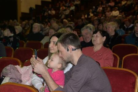 В Новосибирске состоялся концерт комсомольской песни «Беспокойные сердца»