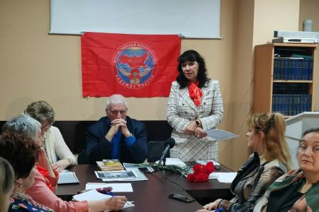 Московская организация ВЖС "Надежда России" провела дискуссию на тему участия женщин в политике