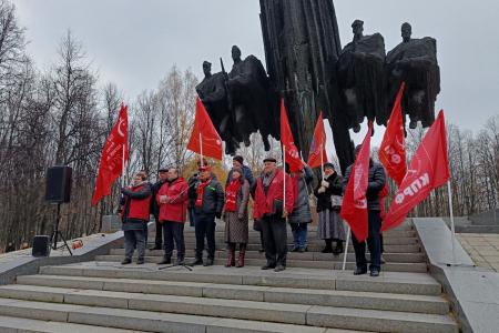 В Рязани прошли торжественные мероприятия в честь 105-й годовщины Великого Октября