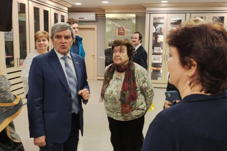 Пионерское время! Фракция КПРФ в Мосгордуме открыла выставку, посвященную 100-летию создания пионерии