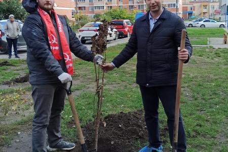 Краснодар. Коммунисты-депутаты организовали субботник в Западном городском округе