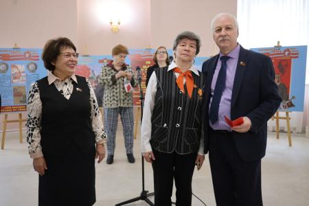 Пионерское время! Фракция КПРФ в Мосгордуме открыла выставку, посвященную 100-летию создания пионерии