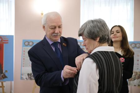 Пионерское время! Фракция КПРФ в Мосгордуме открыла выставку, посвященную 100-летию создания пионерии