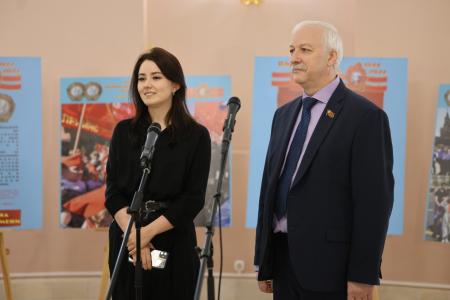 Пионерское время! Фракция КПРФ в Мосгордуме открыла выставку, посвященную 100-летию создания пионерии