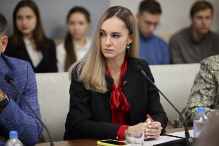 Фракция КПРФ в Мосгордуме провела круглый стол, посвященный 105-летию Октябрьской революции и 100-летию основания СССР