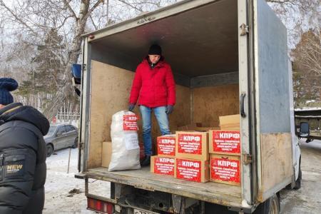 Ренат Сулейманов и Роман Яковлев передали гуманитарную помощь от Новосибирского обкома мобилизованным