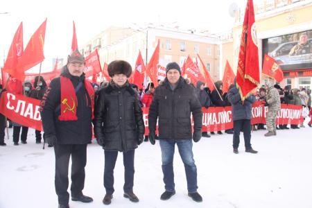 Борьба за самую справедливую и совестливую власть продолжается, а значит, и Революция не окончена. Якутяне не позволили замолчать Красный день календаря
