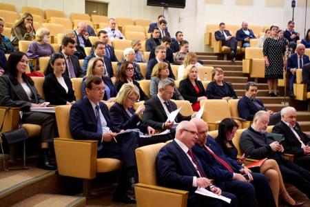 Ренат Сулейманов напомнил министру культуры о важности памятника Чичабург в Новосибирской области
